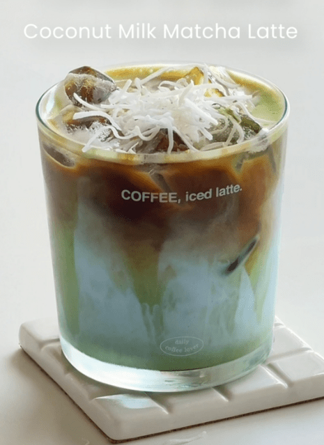 Coconut Matcha Latte: A Tropical, Layered Fusion with a Vibrant Twist - Gemilai